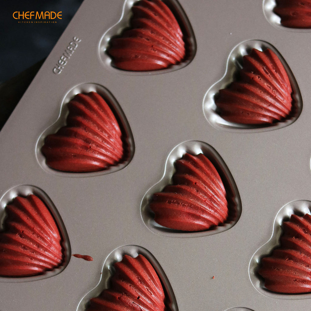 12-Cavity Non-Stick Heart-shaped Madeleine Mold Cake Pan Q820