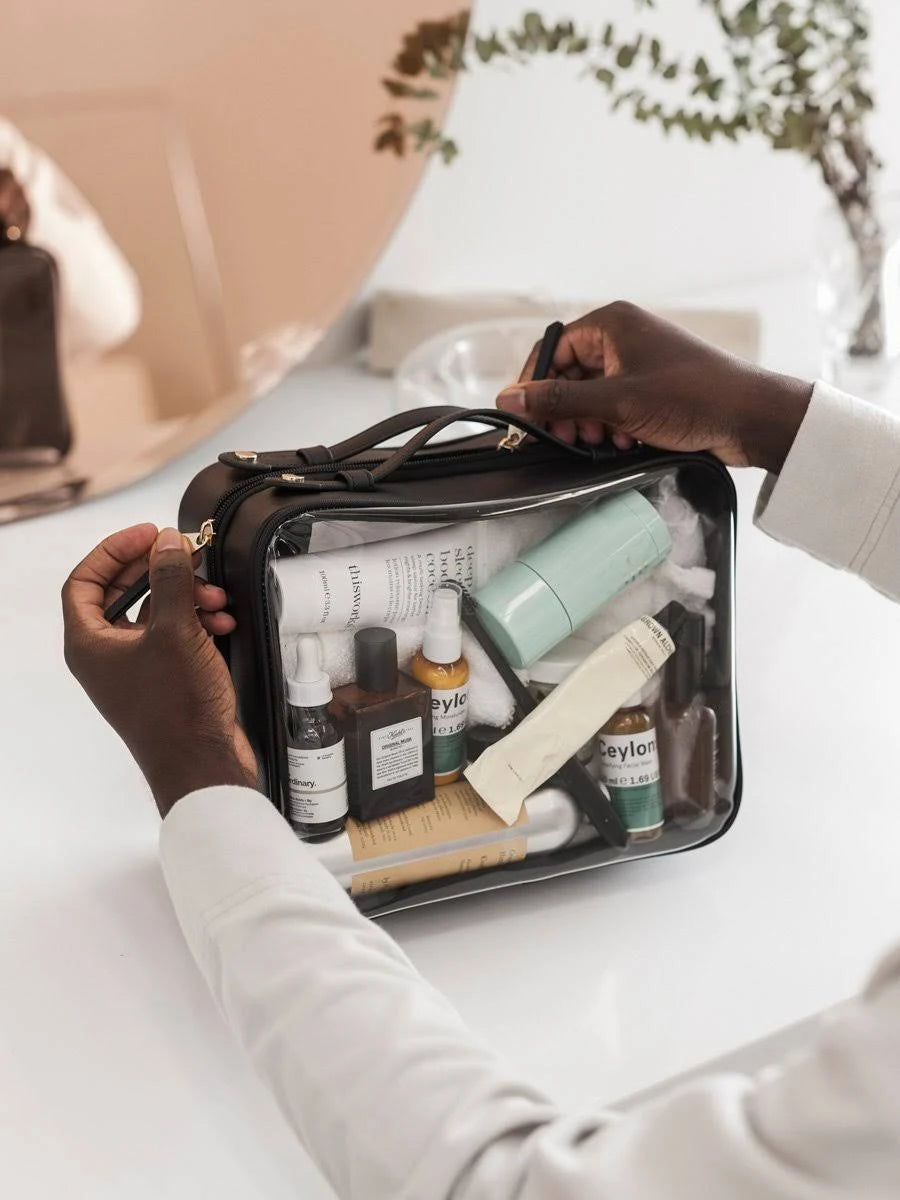 Clear Cosmetics Case J260