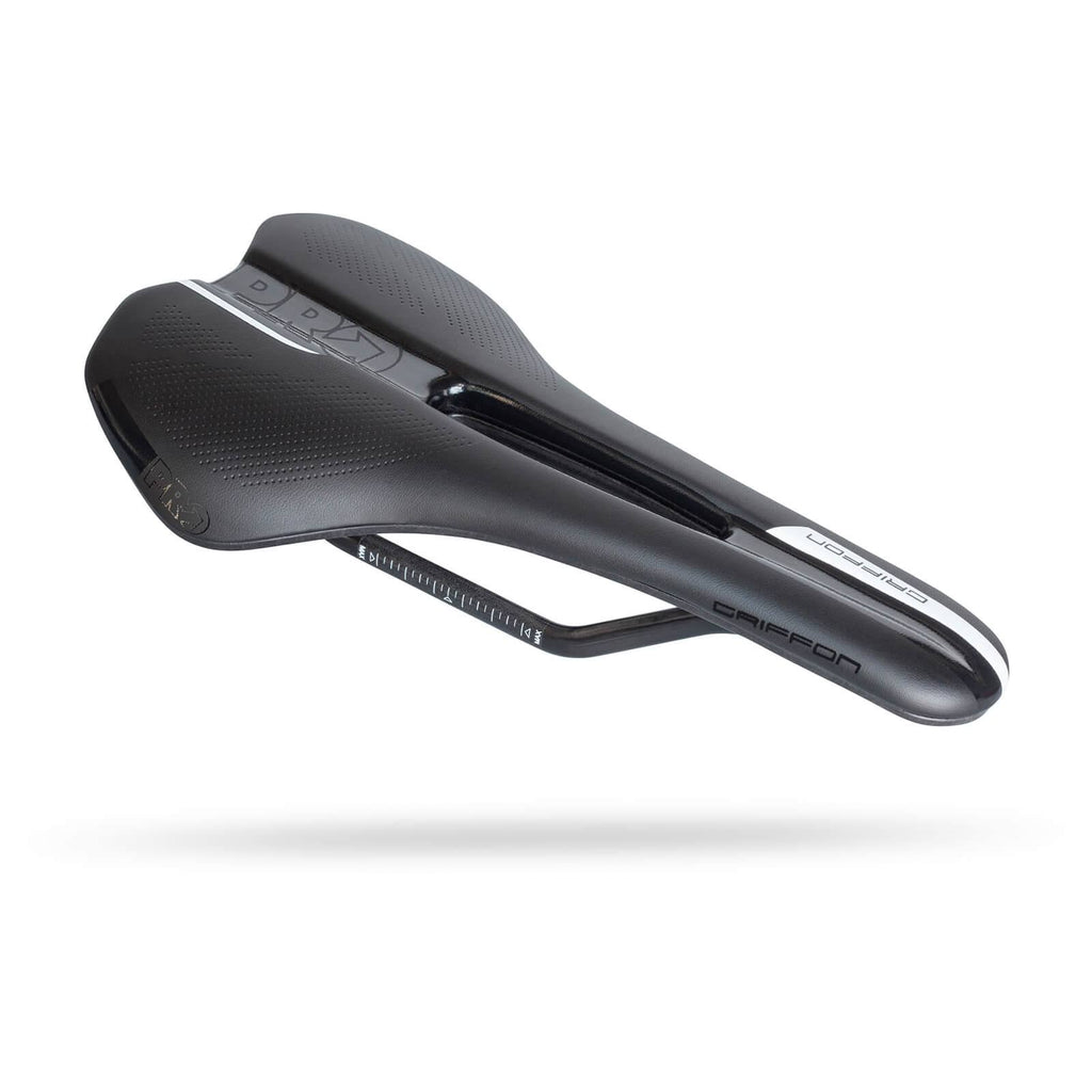 Black Carbon Saddle M815