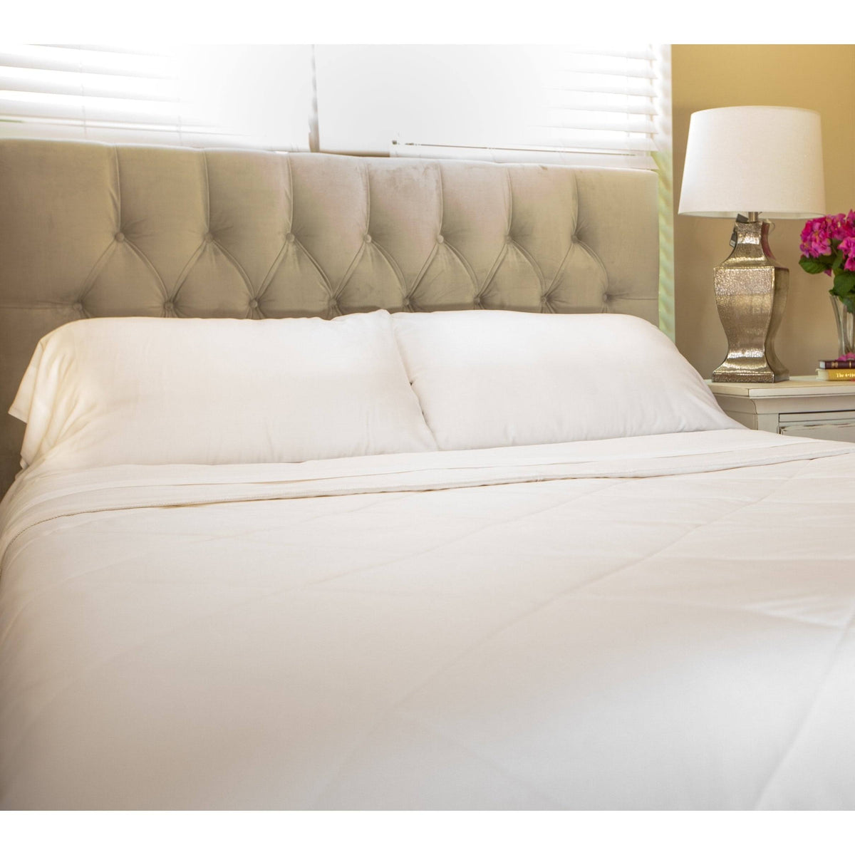 White Twin Silk Comforter E7925