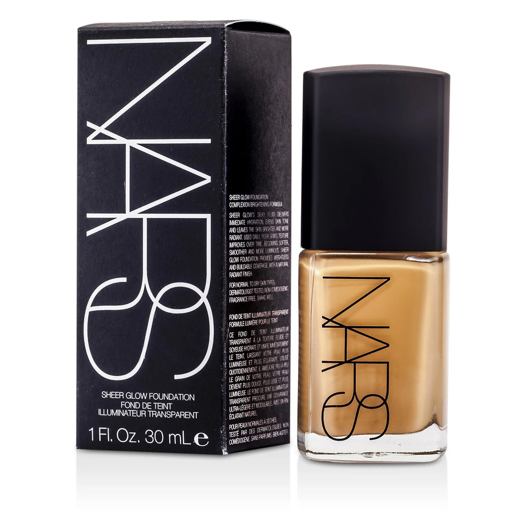 Sheer Glow Foundation 30ml Y3904