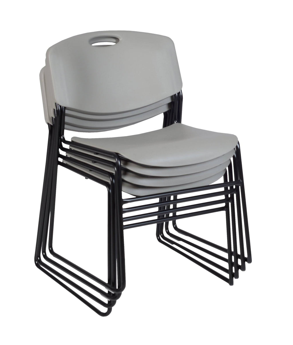 Round Breakroom Table with 4 Stack Chairs Z973