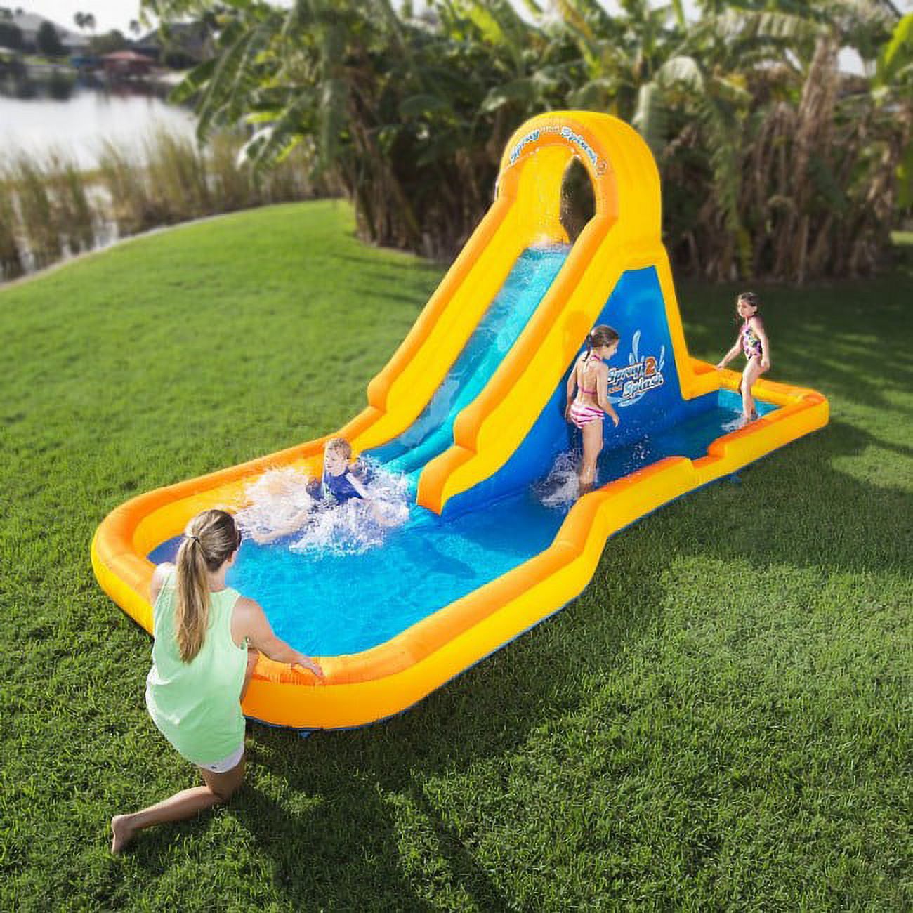Inflatable Water Slide with Splash Area Q16276