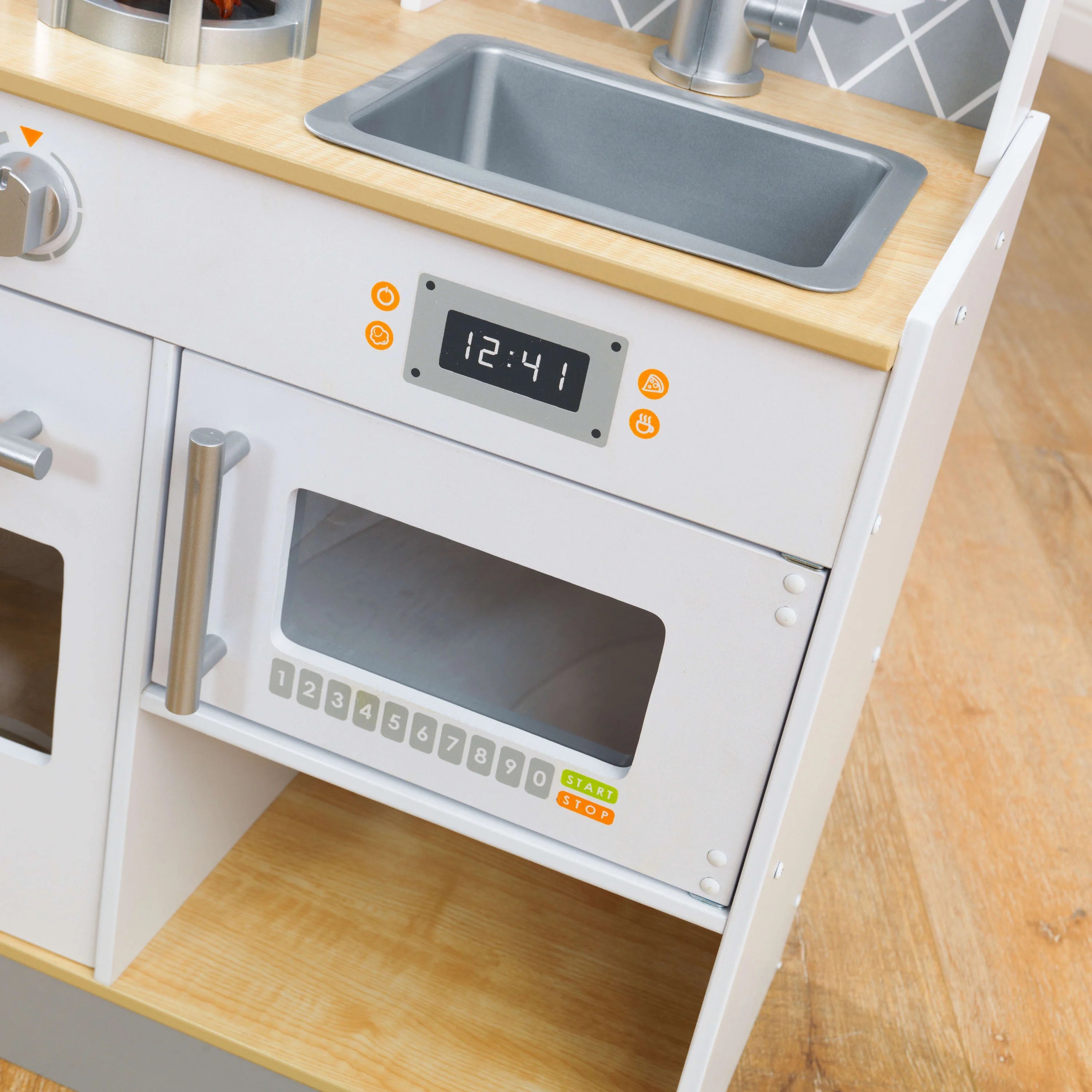 Wooden Play Kitchen with Lights & Sounds and Pull-Down Faucet A166
