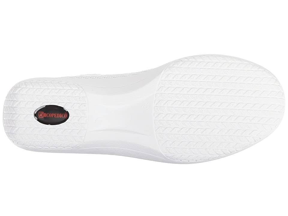 White/White Shoes Z2497