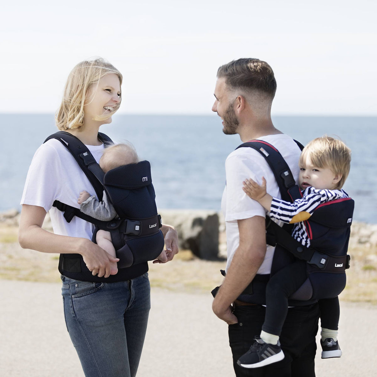Blue Baby Carrier Q588717