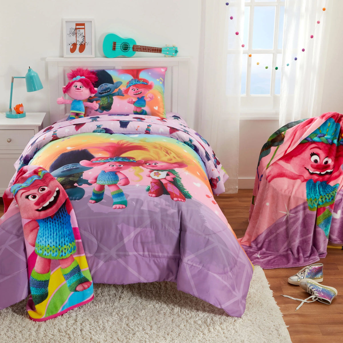 Twin Bed in a Bag Comforter and Sheets O849