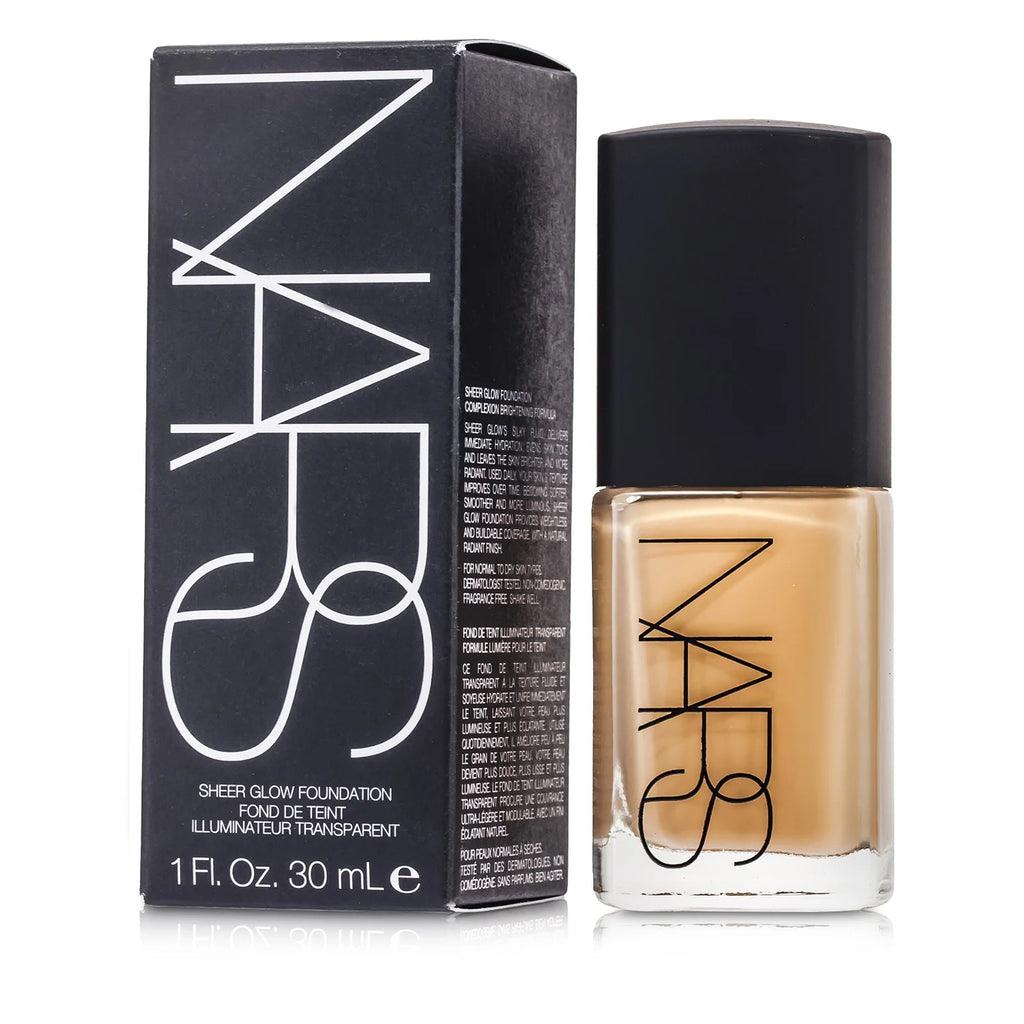 Sheer Glow Foundation 30ml Y3904