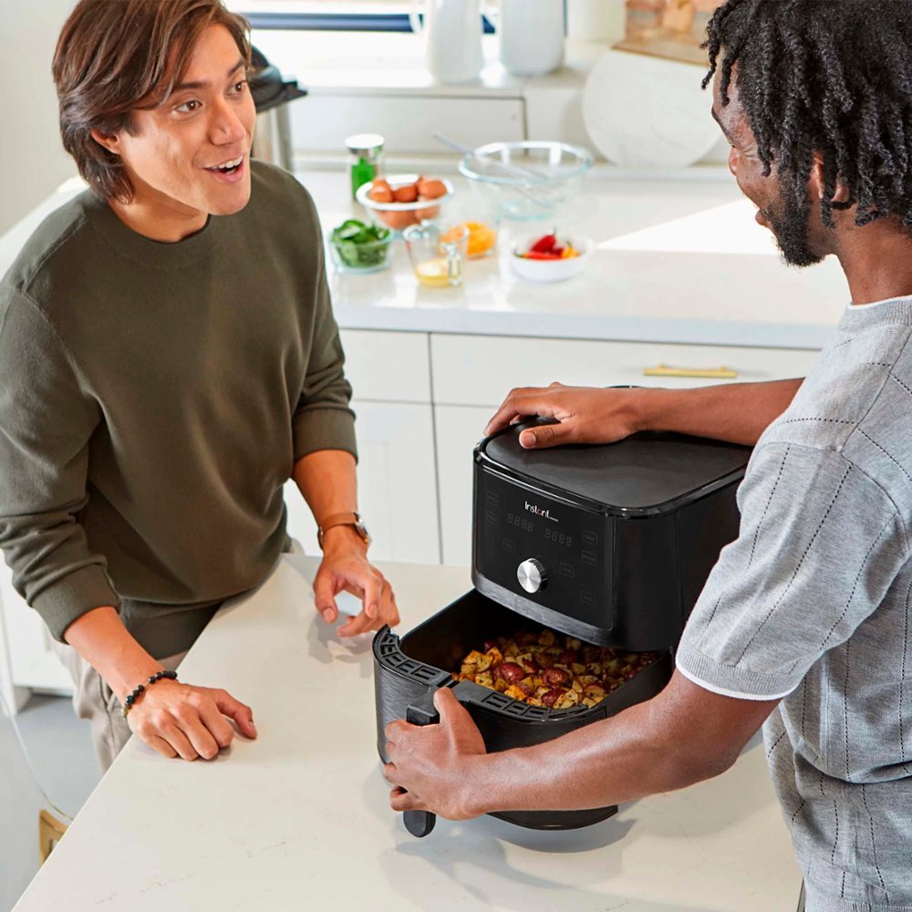 6 Quart 4-in-1 Air Fryer Oven Black I666273