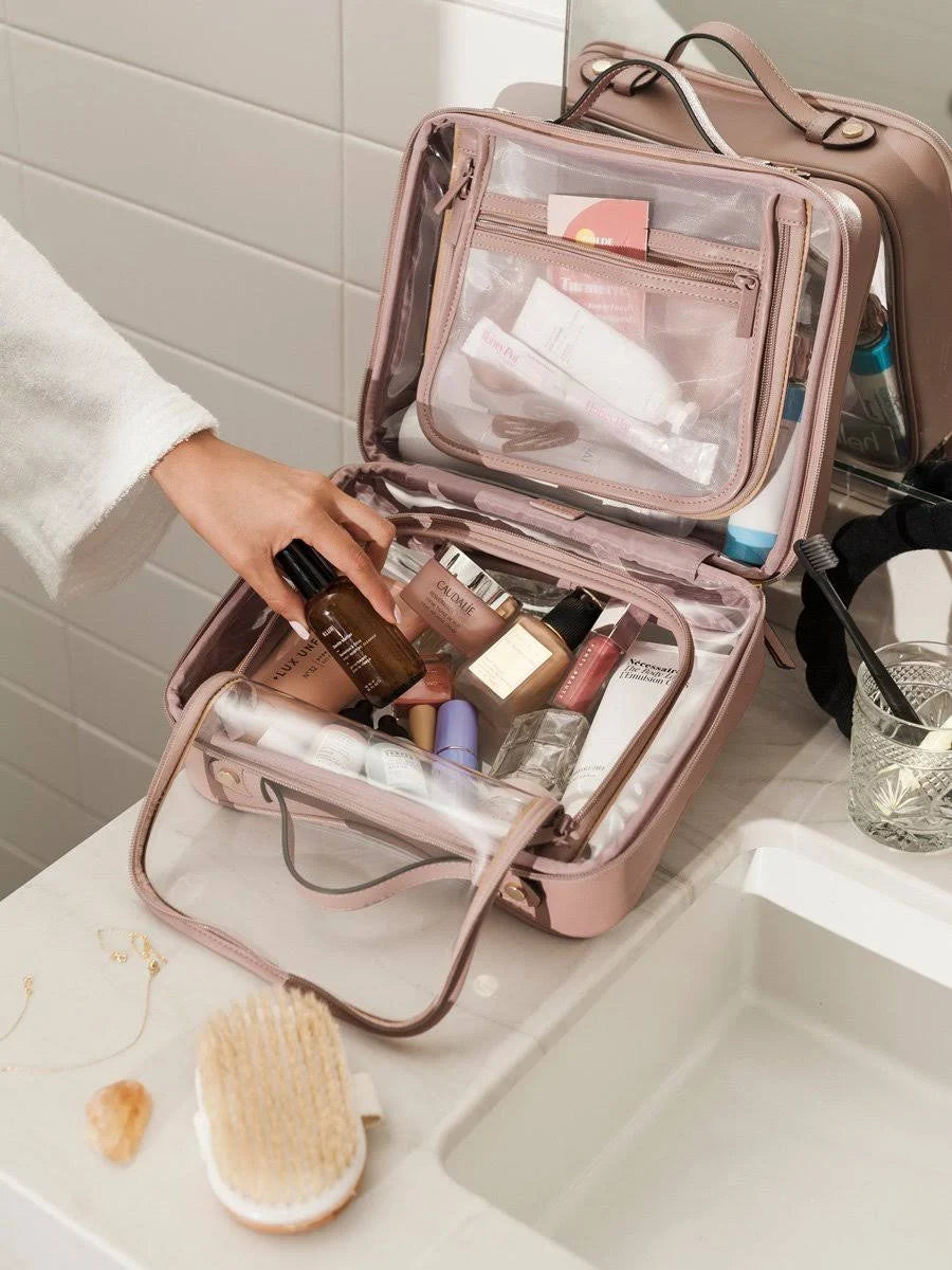 Clear Cosmetics Case J260