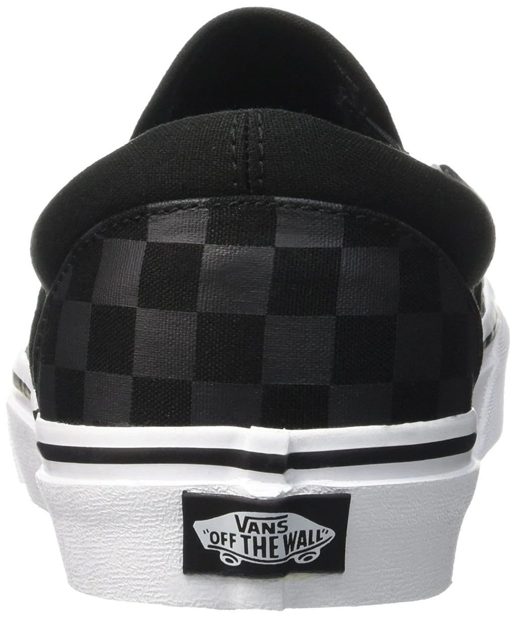 Classic Slip On Canvas Low Top Sneakers D523