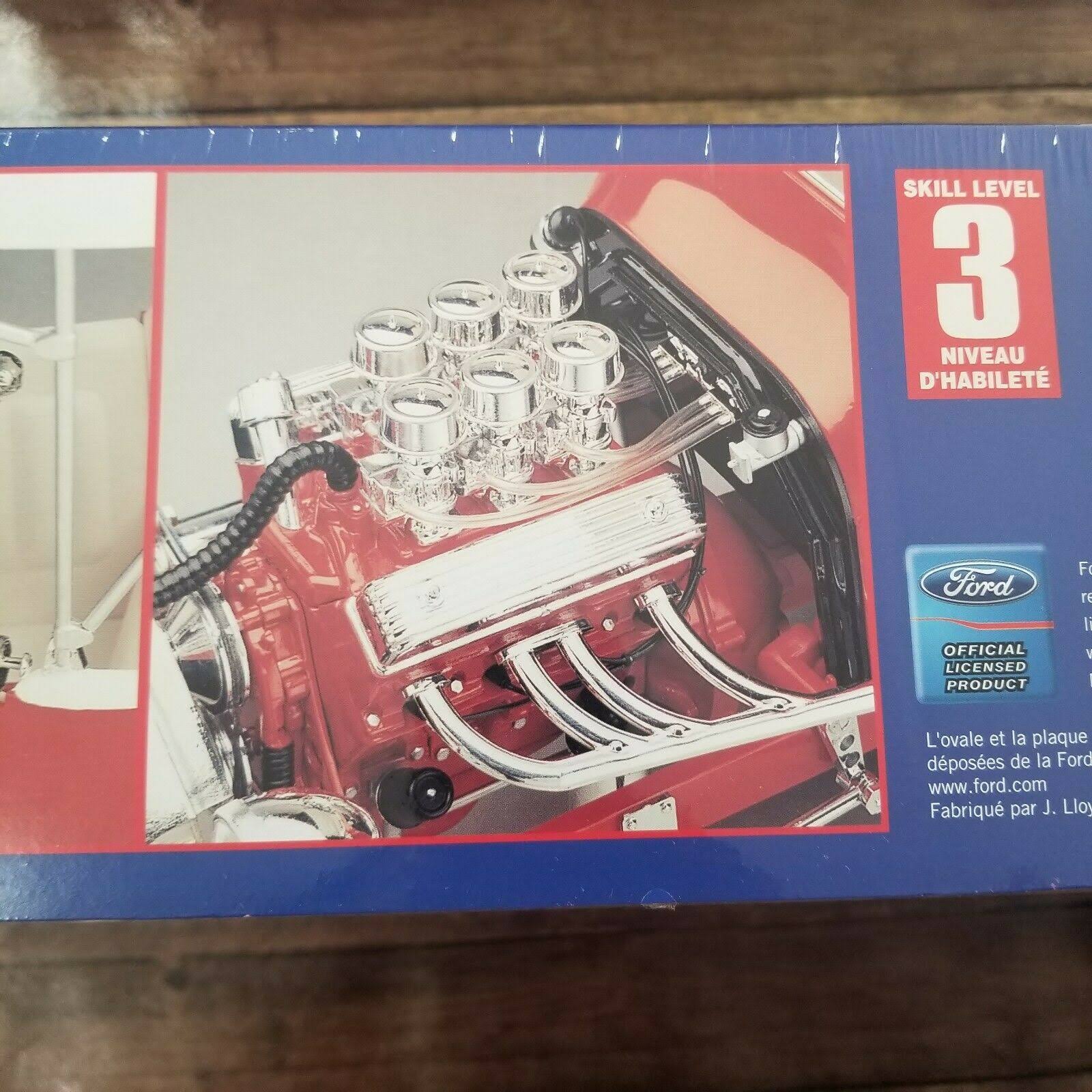 1/8 Scale Ford Model Kit G29395