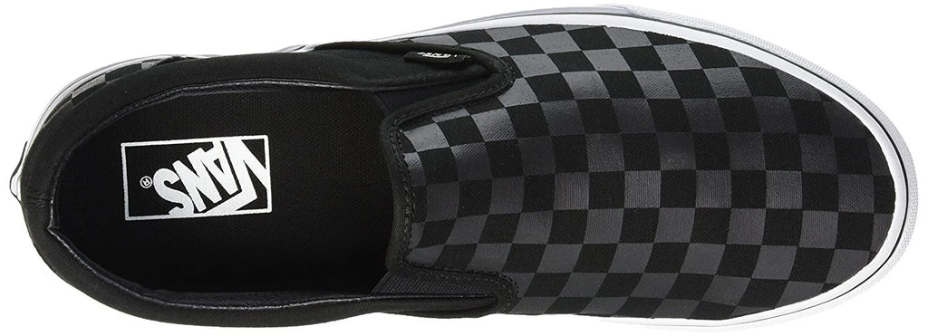 Classic Slip On Canvas Low Top Sneakers D523
