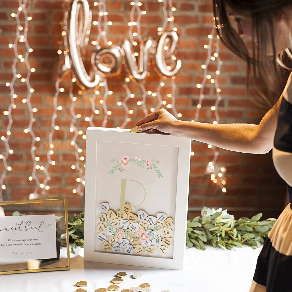 Floral Heart Drop Guestbook M8725